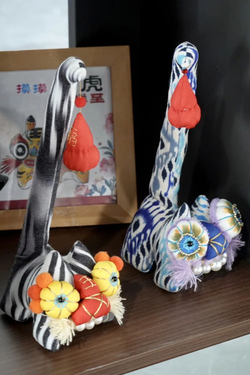 當(dāng)非遺布老虎來(lái)到新疆,讓我著了迷