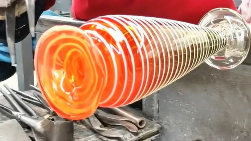 中國琉璃看博山,博山傳統(tǒng)工藝的琉璃制品,這樣子的工匠精神你們喜歡嗎